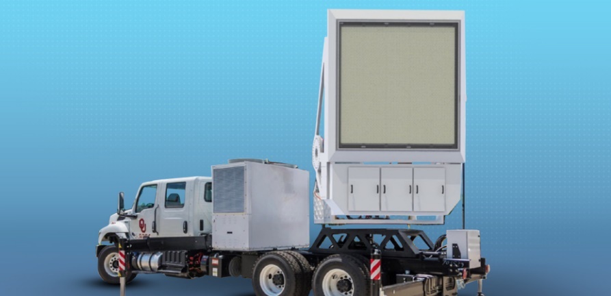 Le camion mobile Horus transporte le radar à commande de phase entièrement numérique de l’ARRC (cliché ARRC)