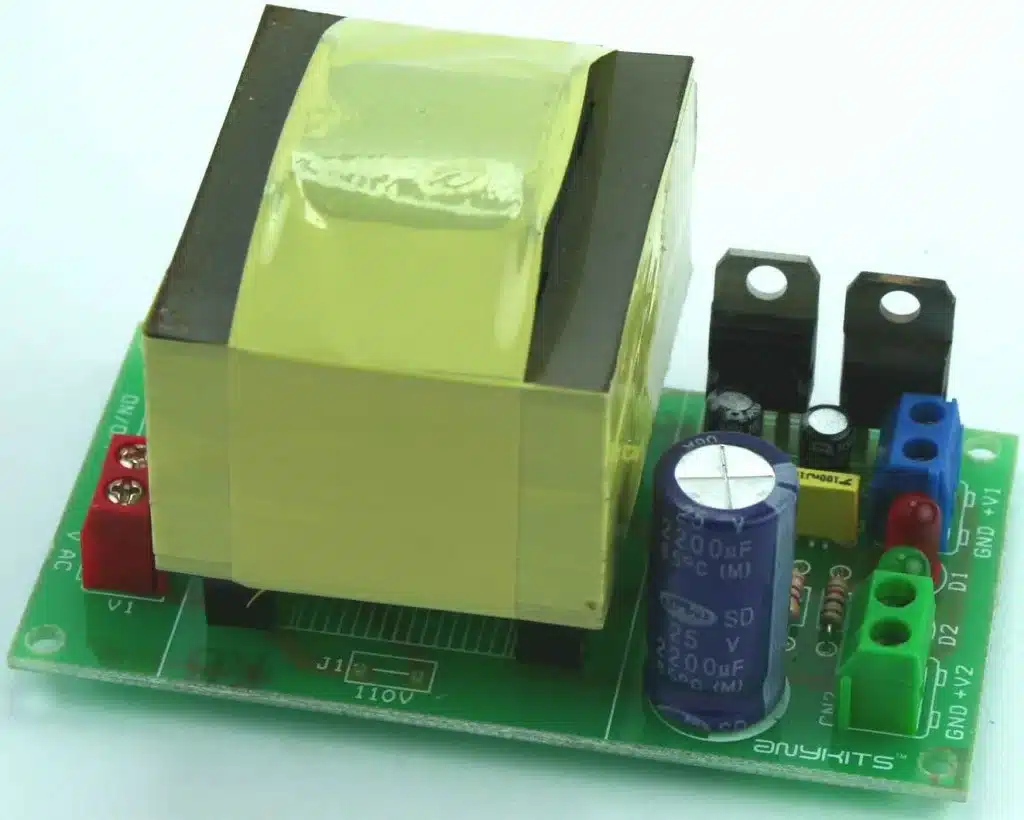 Alimentation réglable 5v et 12v