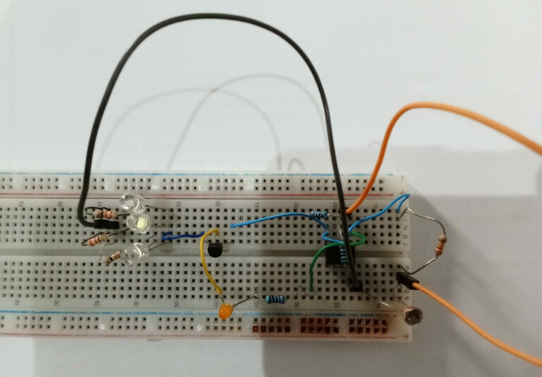 veilleuse-automatique-breadboard