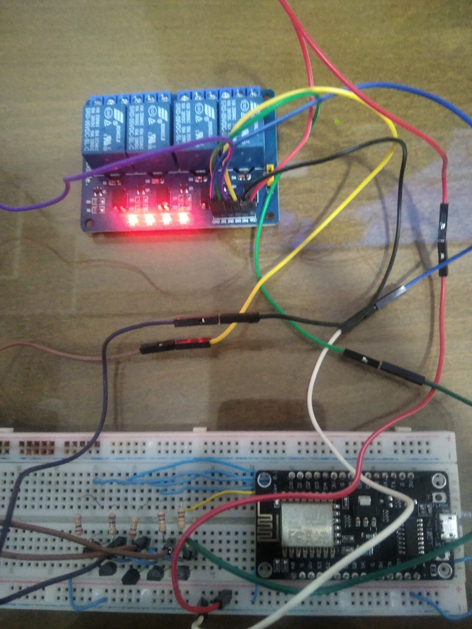 Contrôle intelligent d’un éclairage de jardin avec ESP8266 et relais